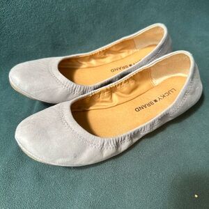 EUC Lucky Brand soft leather ballet flats, dove gray
